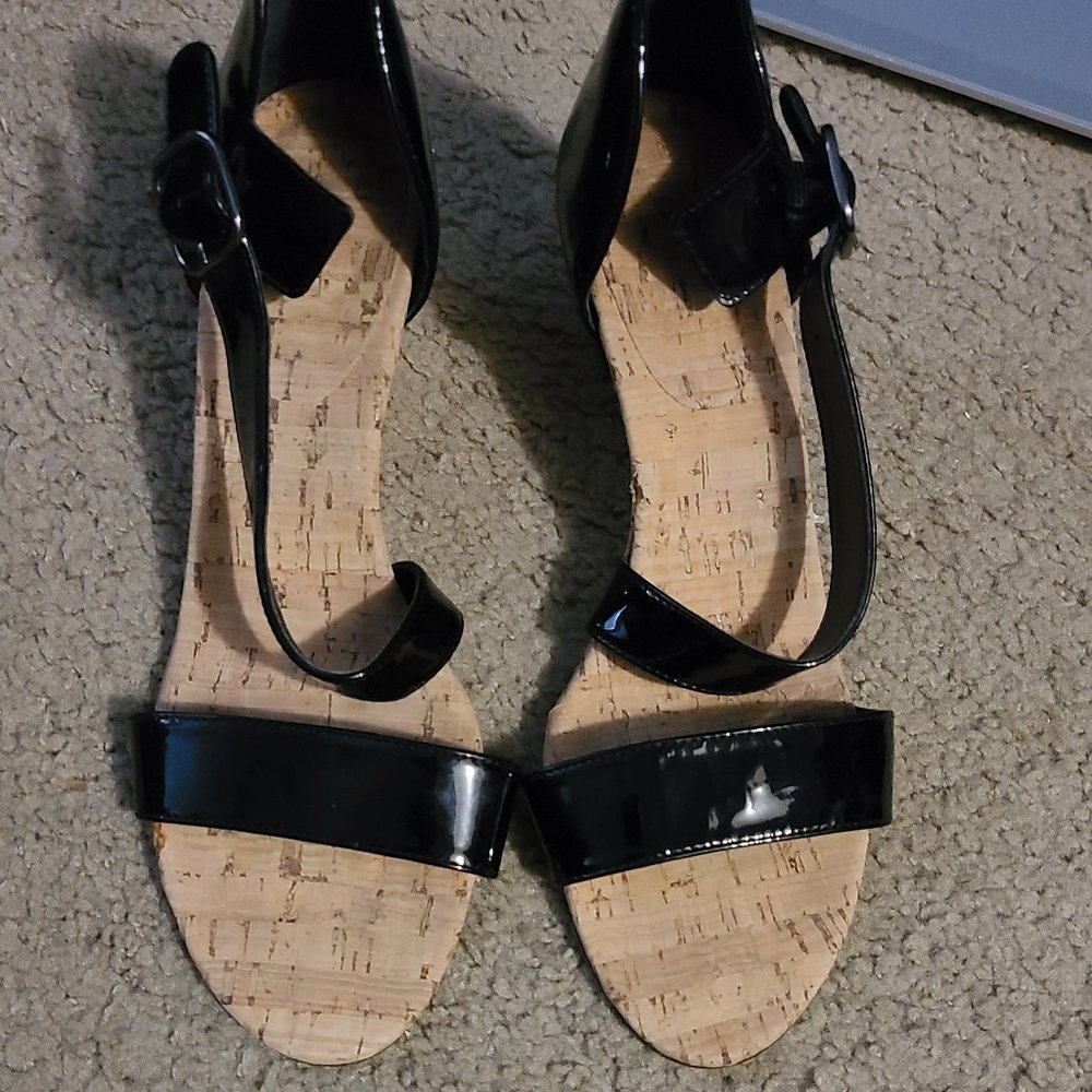 Size 10 sandals